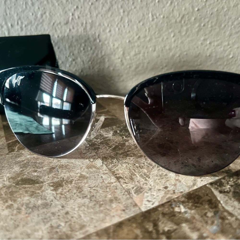 Maui Jim Silver and Black Sunglasses